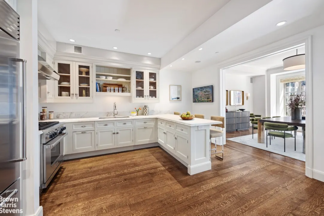 New York, New York, 10075, United States, 4 Bedrooms Bedrooms, ,4 BathroomsBathrooms,Residential,For Sale,2049719