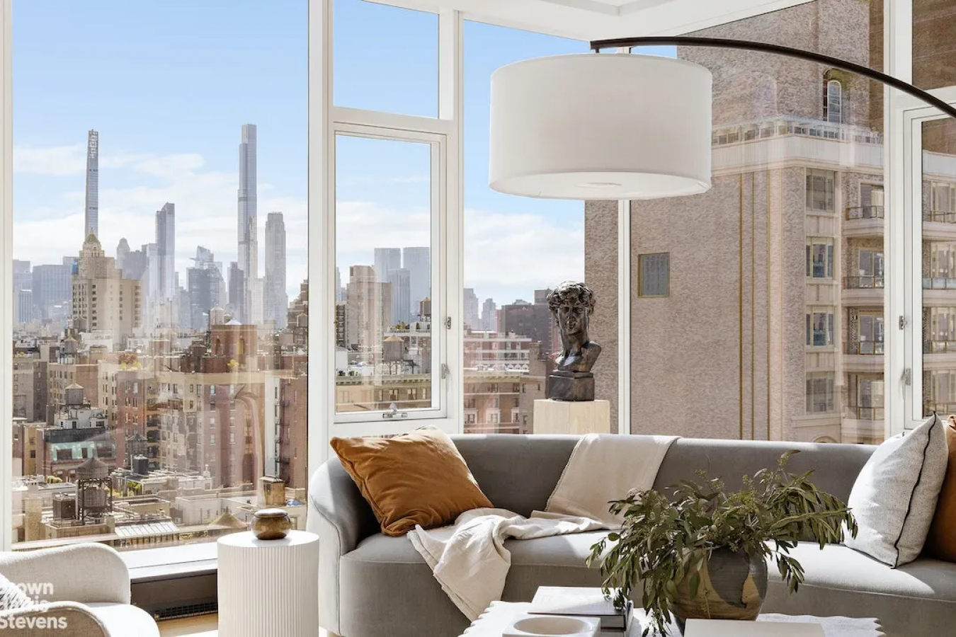 New York, New York, 10028, United States, 5 Bedrooms Bedrooms, ,5 BathroomsBathrooms,Residential,For Sale,2049715