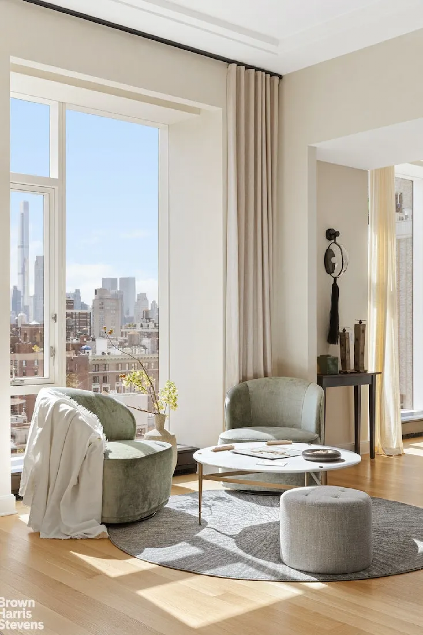 New York, New York, 10028, United States, 5 Bedrooms Bedrooms, ,5 BathroomsBathrooms,Residential,For Sale,2049715