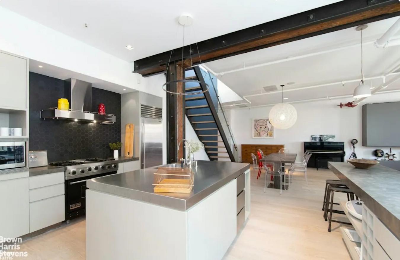 Soho, New York, 10012, United States, 4 Bedrooms Bedrooms, ,3 BathroomsBathrooms,Residential,For Sale,2049712