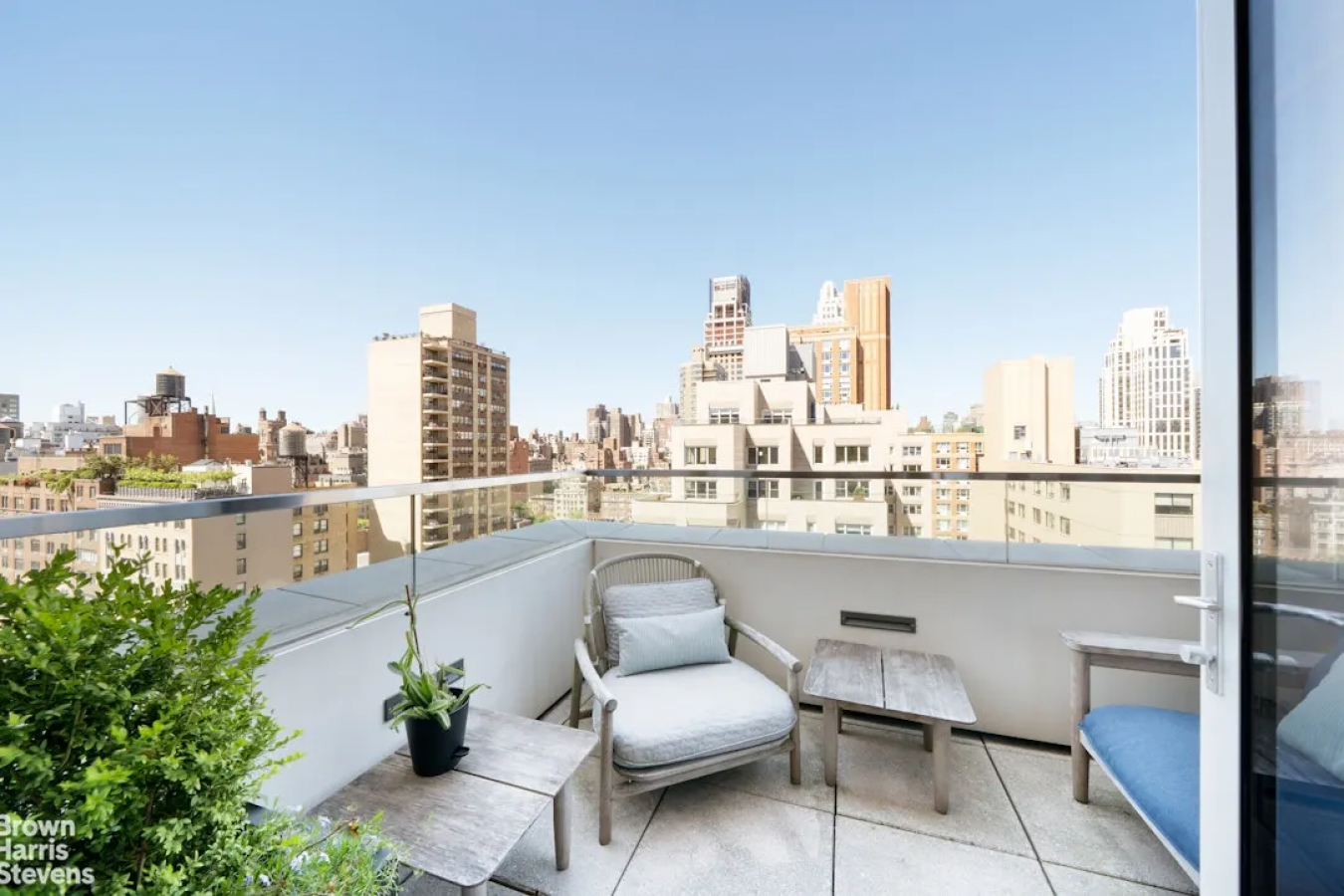 New York, New York, 10075, United States, 4 Bedrooms Bedrooms, ,4 BathroomsBathrooms,Residential,For Sale,2049713