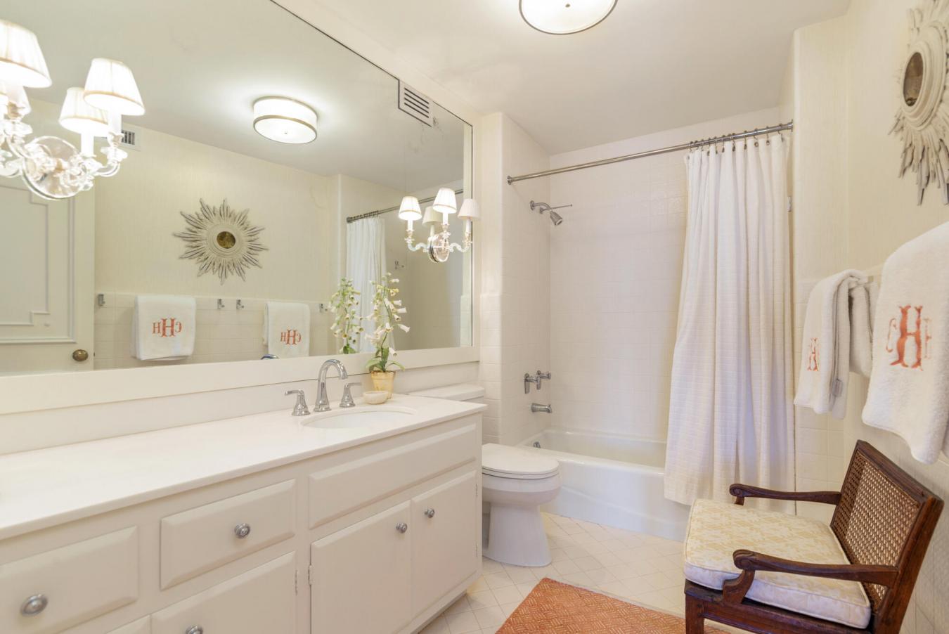 Palm Beach, Florida, 33480, United States, 3 Bedrooms Bedrooms, ,3 BathroomsBathrooms,Residential,For Sale,2049711