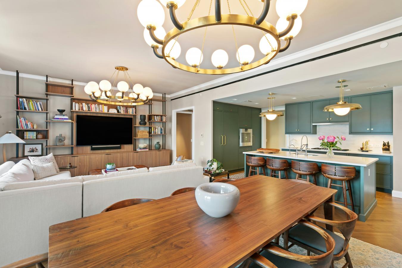 New York, New York, 10024, United States, 4 Bedrooms Bedrooms, ,3 BathroomsBathrooms,Residential,For Sale,2049708