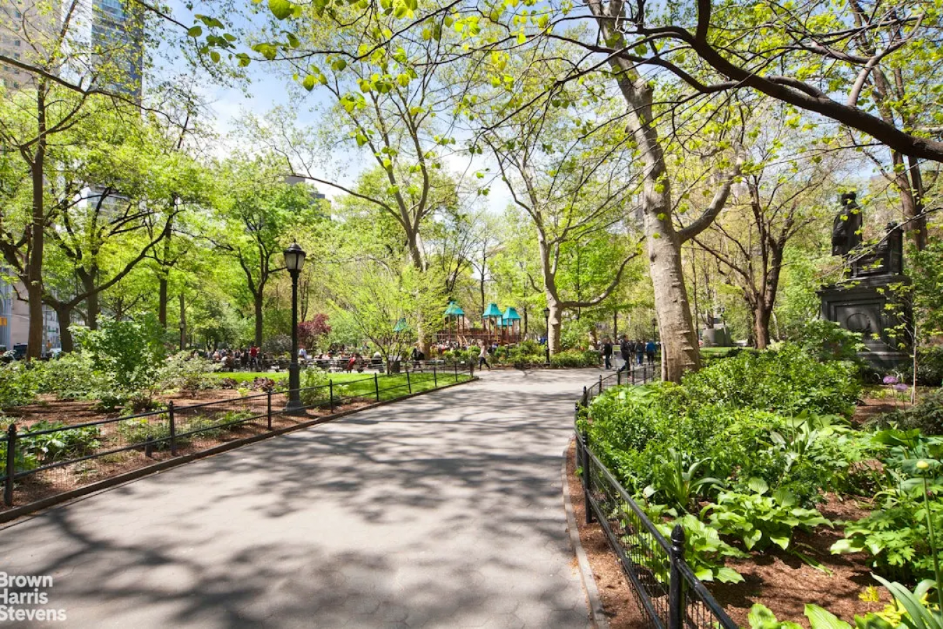 Gramercy Park, New York, 10038, United States, 3 Bedrooms Bedrooms, ,3 BathroomsBathrooms,Residential,For Sale,2049705