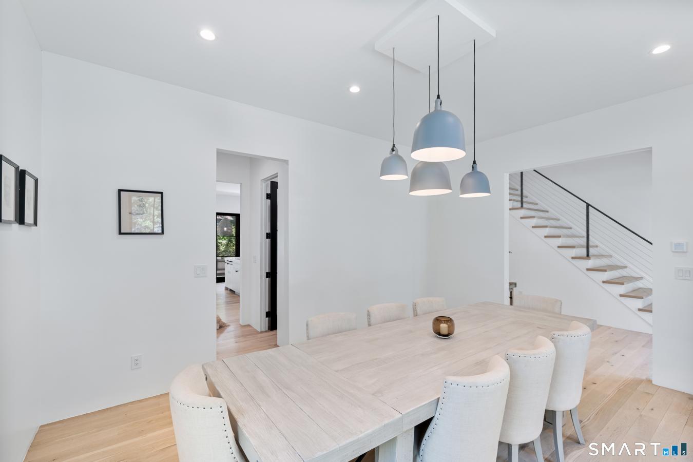 Darien, Connecticut, 06820, United States, 5 Bedrooms Bedrooms, ,4 BathroomsBathrooms,Residential,For Sale,2049704