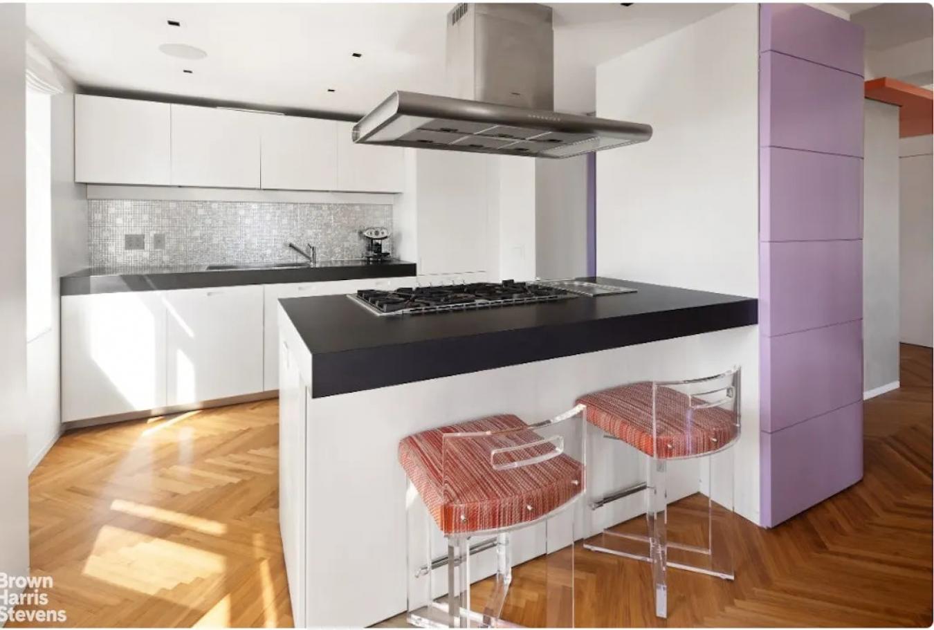 New York, New York, 10023, United States, 2 Bedrooms Bedrooms, ,3 BathroomsBathrooms,Residential,For Sale,2049703
