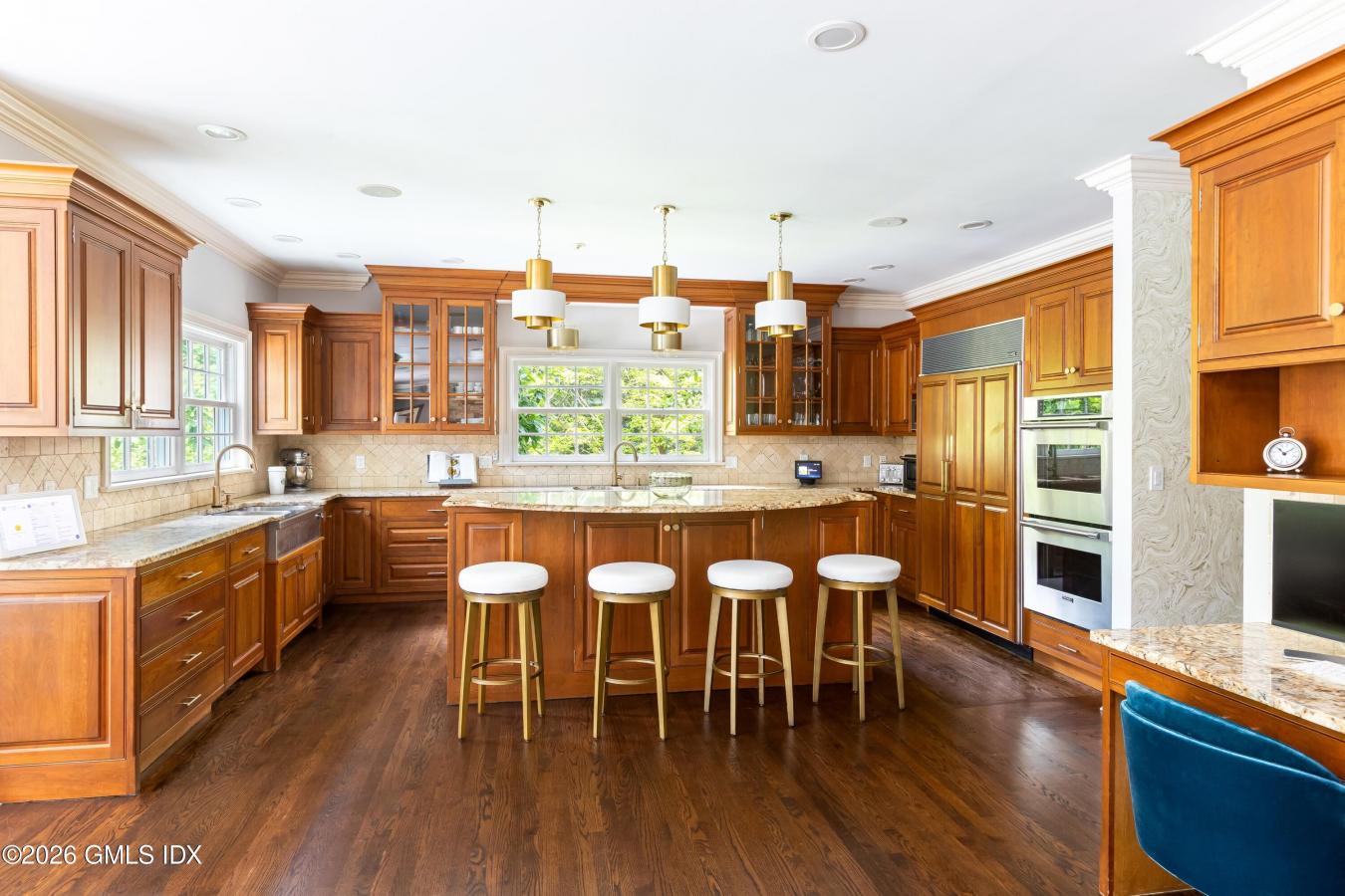 Greenwich, Connecticut, 06831, United States, 5 Bedrooms Bedrooms, ,7 BathroomsBathrooms,Residential,For Sale,2049902