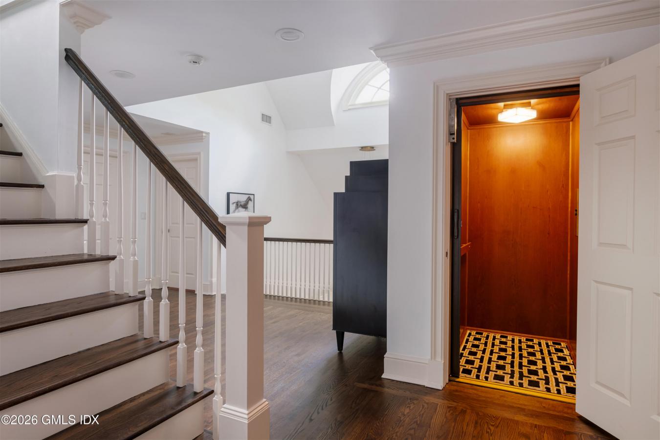 Greenwich, Connecticut, 06831, United States, 5 Bedrooms Bedrooms, ,7 BathroomsBathrooms,Residential,For Sale,2049902