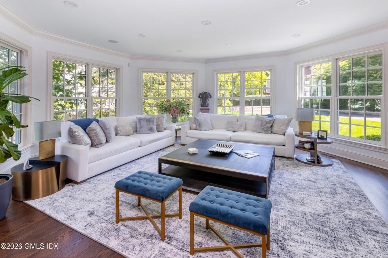 Greenwich, Connecticut, 06831, United States, 5 Bedrooms Bedrooms, ,7 BathroomsBathrooms,Residential,For Sale,2049902