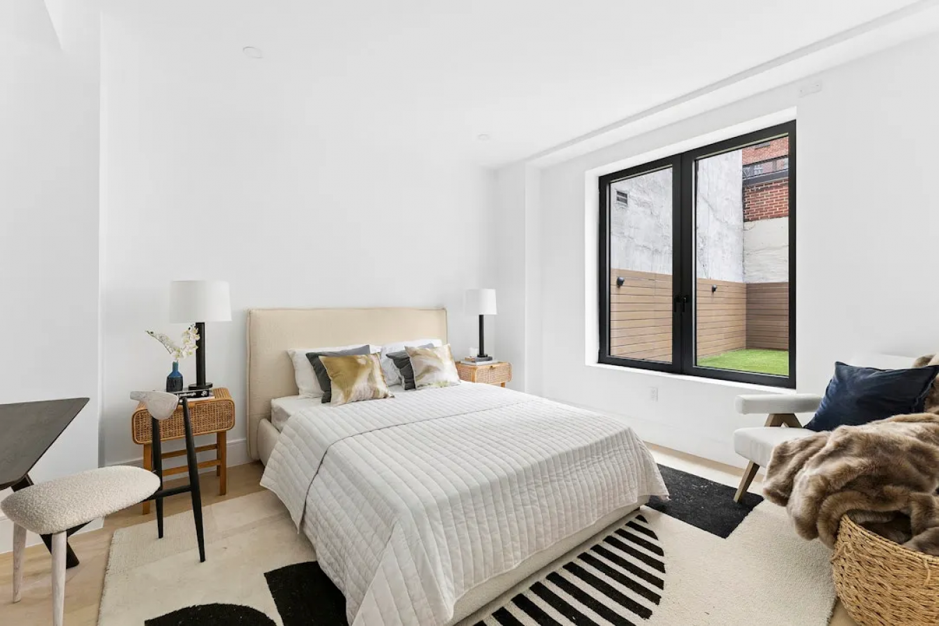 New York, New York, 10022, United States, 3 Bedrooms Bedrooms, ,2 BathroomsBathrooms,Residential,For Sale,2049702