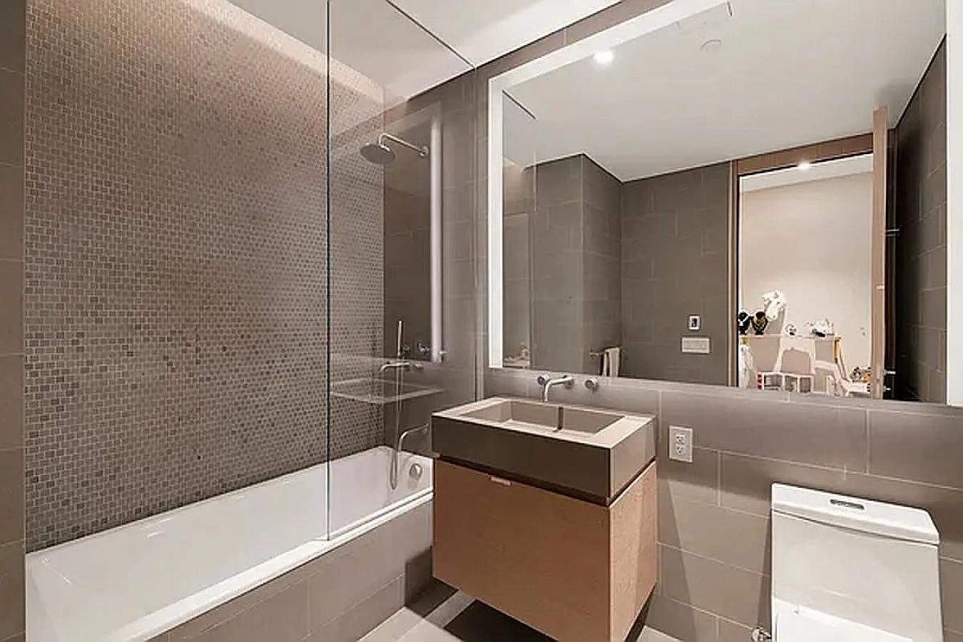 Tribeca, New York, 10007, United States, 3 Bedrooms Bedrooms, ,3 BathroomsBathrooms,Residential,For Sale,2049701