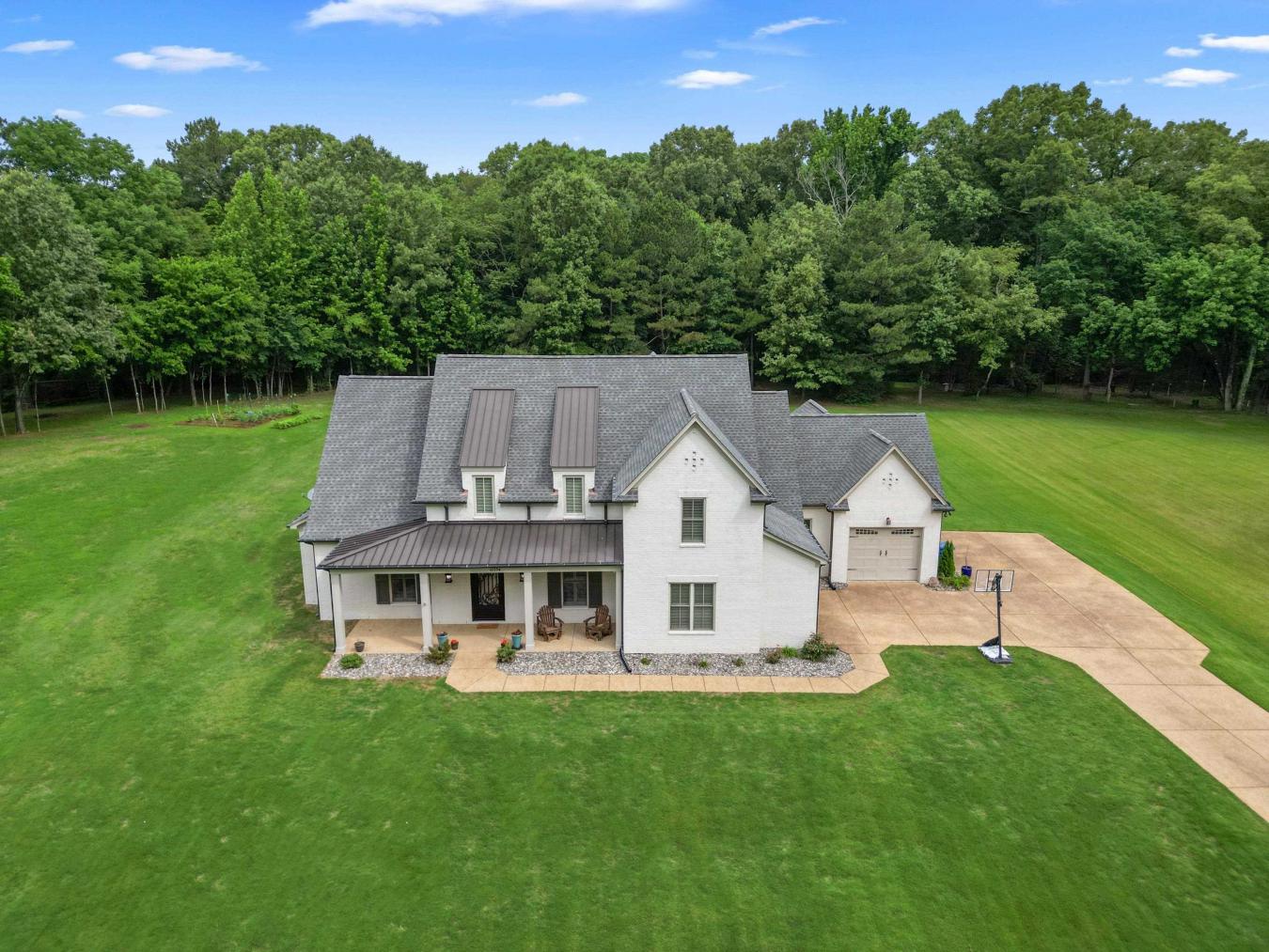 Arlington, Shelby, 38002, United States, 4 Bedrooms Bedrooms, ,3 BathroomsBathrooms,Residential,For Sale,2049696