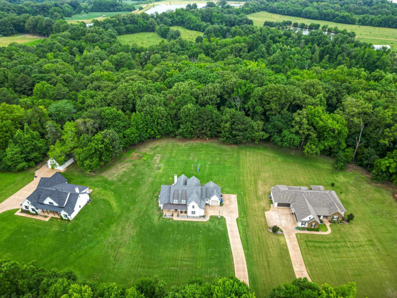 Arlington, Shelby, 38002, United States, 4 Bedrooms Bedrooms, ,3 BathroomsBathrooms,Residential,For Sale,2049696