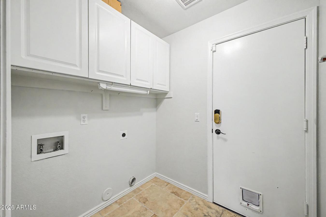 Phoenix, Maricopa, 85044, United States, 5 Bedrooms Bedrooms, ,2 BathroomsBathrooms,Residential,For Sale,2049695