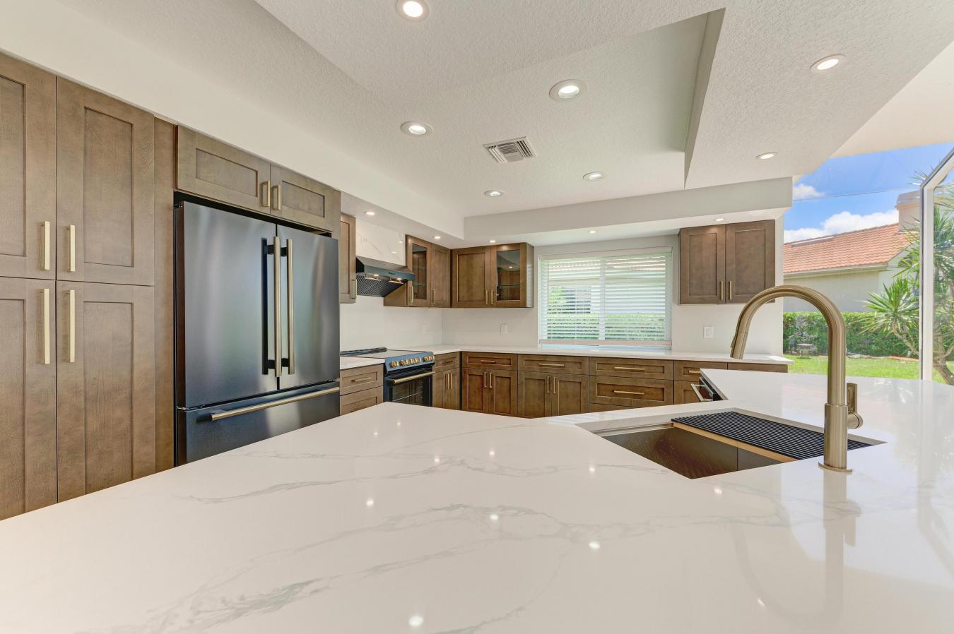 Sarasota, Sarasota, 34238, United States, 3 Bedrooms Bedrooms, ,3 BathroomsBathrooms,Residential,For Sale,2049694