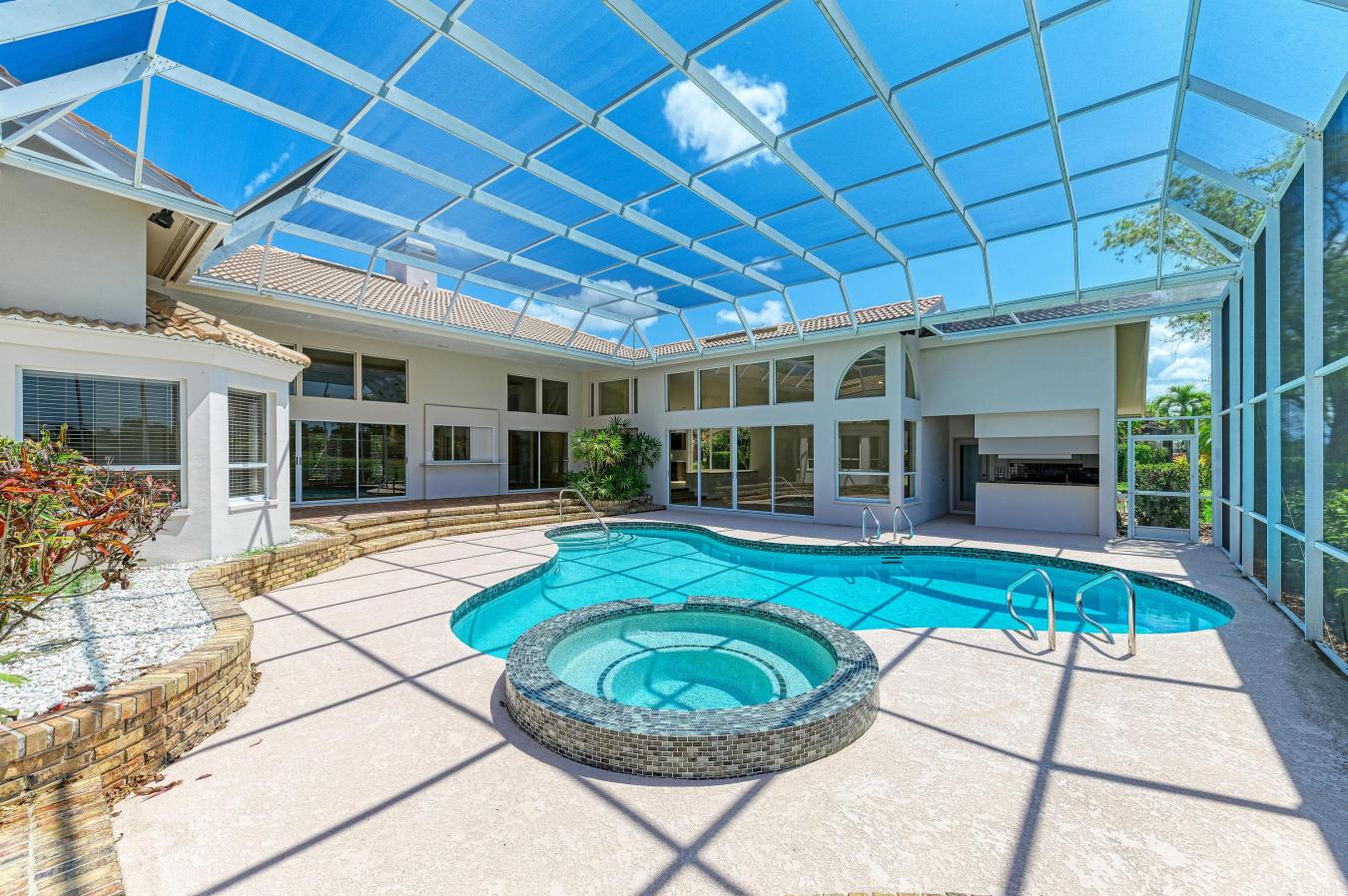 Sarasota, Sarasota, 34238, United States, 3 Bedrooms Bedrooms, ,3 BathroomsBathrooms,Residential,For Sale,2049694