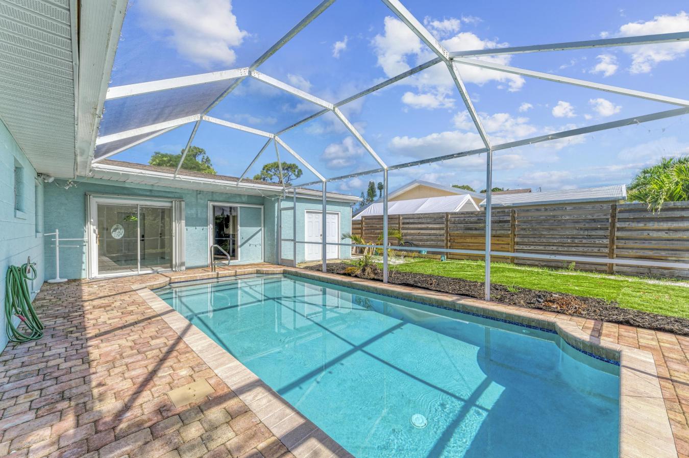 Nokomis, Florida, 34275, United States, 3 Bedrooms Bedrooms, ,1 BathroomBathrooms,Residential,For Sale,2049692