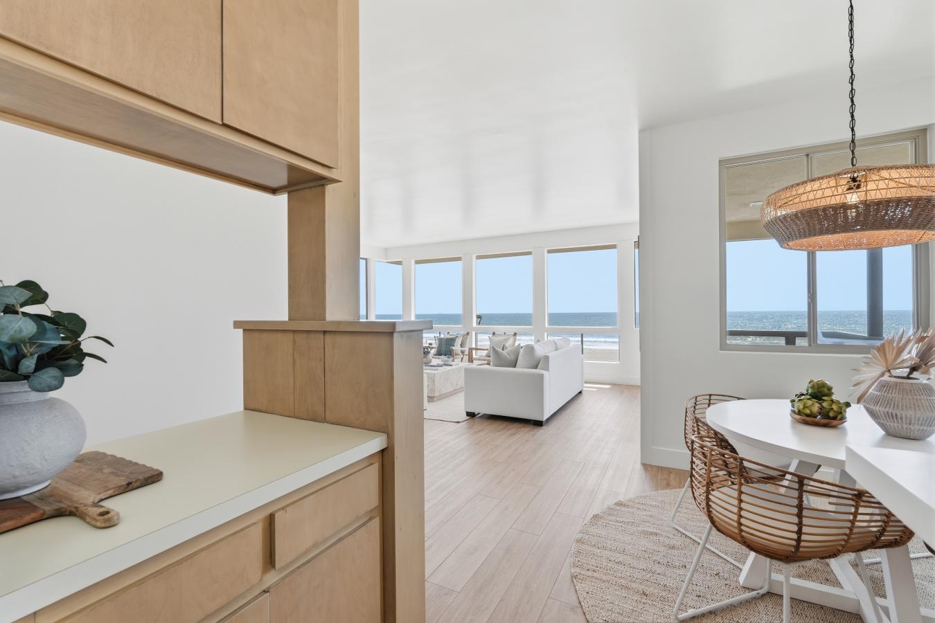 Manhattan Beach, California, 90266, United States, 4 Bedrooms Bedrooms, ,2 BathroomsBathrooms,Residential,For Sale,2049691
