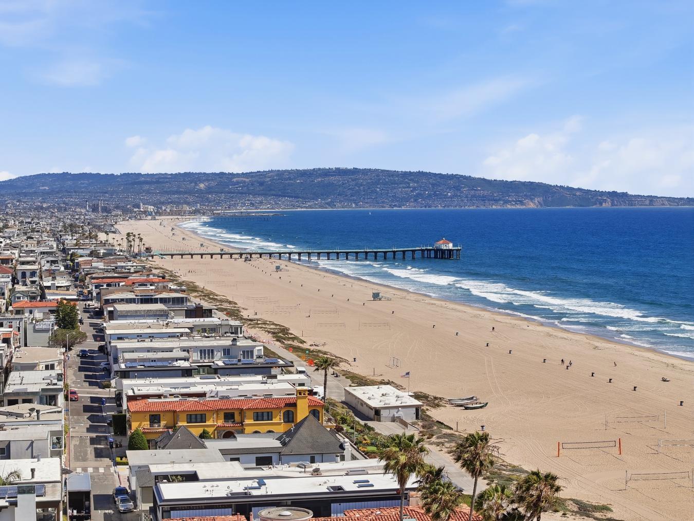 Manhattan Beach, California, 90266, United States, 4 Bedrooms Bedrooms, ,2 BathroomsBathrooms,Residential,For Sale,2049691