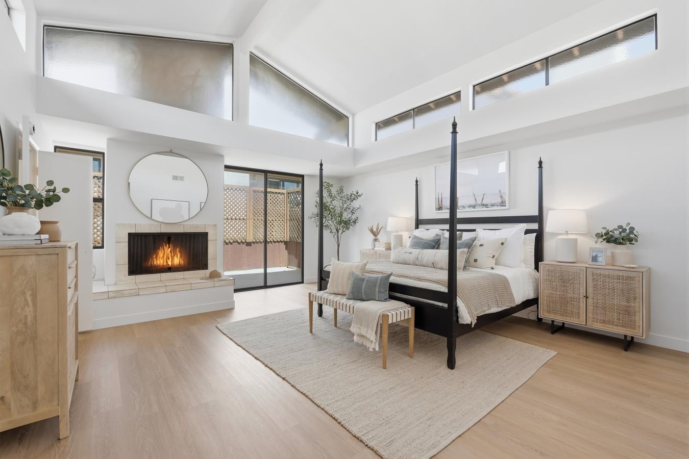 Manhattan Beach, California, 90266, United States, 4 Bedrooms Bedrooms, ,2 BathroomsBathrooms,Residential,For Sale,2049691