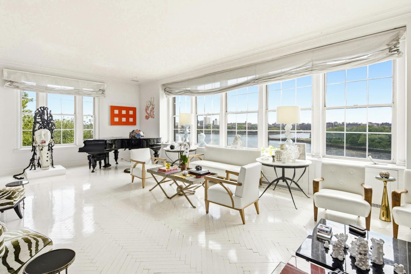 New York, New York, 10028, United States, 4 Bedrooms Bedrooms, ,5 BathroomsBathrooms,Residential,For Sale,2049687