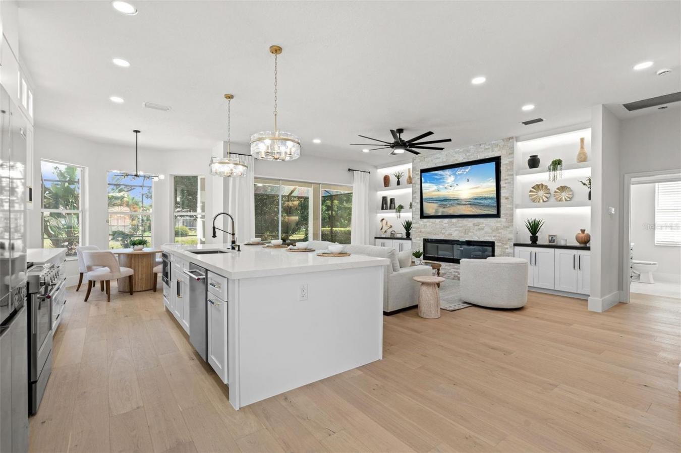 University Park, Manatee, 34201, United States, 3 Bedrooms Bedrooms, ,Residential,For Sale,2049686