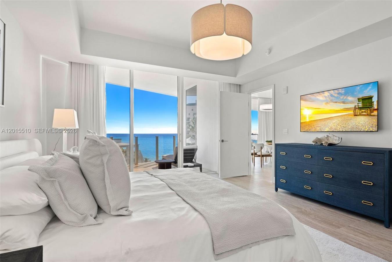 Fort Lauderdale, Florida, 33304, United States, 2 Bedrooms Bedrooms, ,3 BathroomsBathrooms,Residential,For Sale,2049684