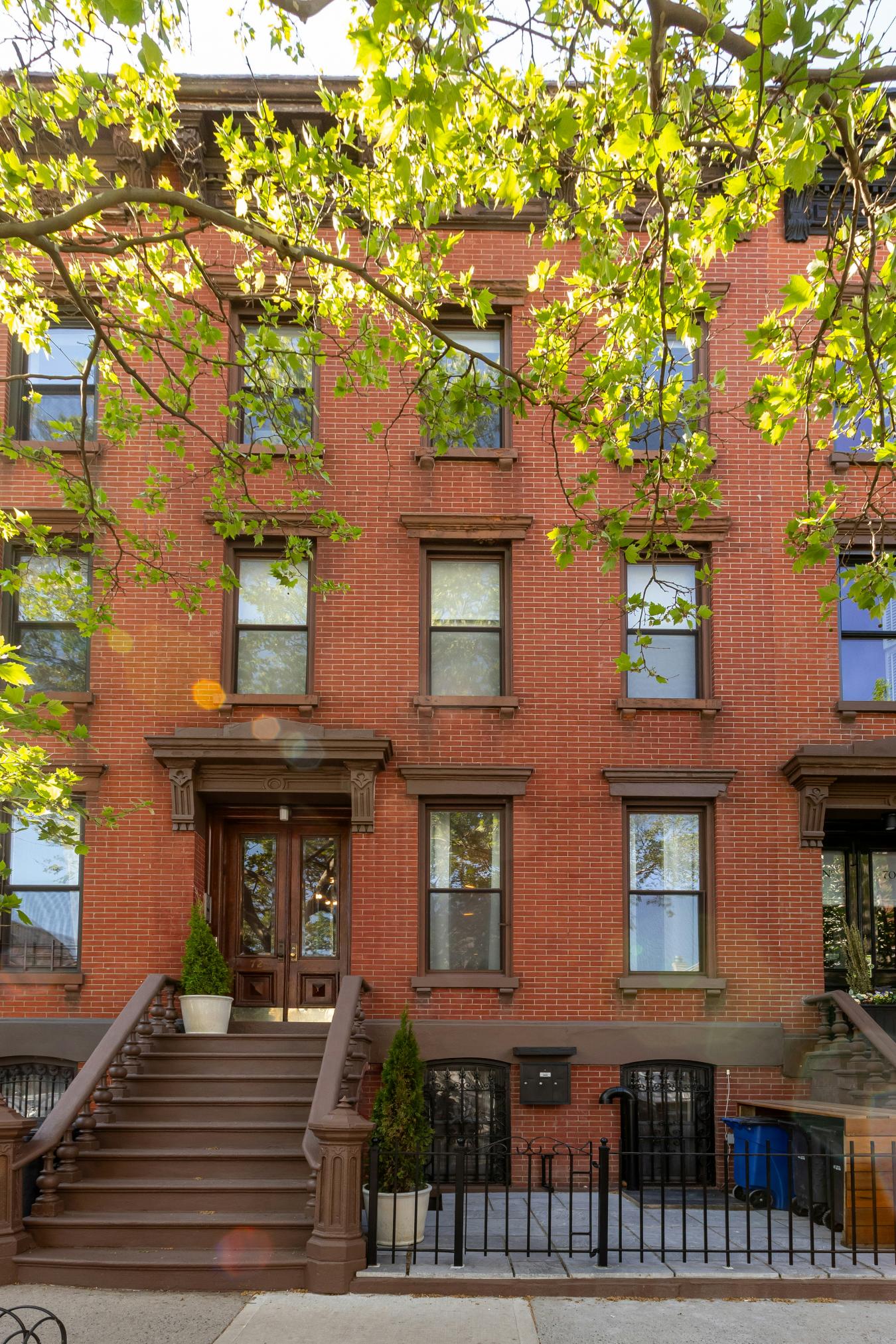 Williamsburg, North side, New York, 11211, United States, 4 Bedrooms Bedrooms, ,6 BathroomsBathrooms,Residential,For Sale,2049683