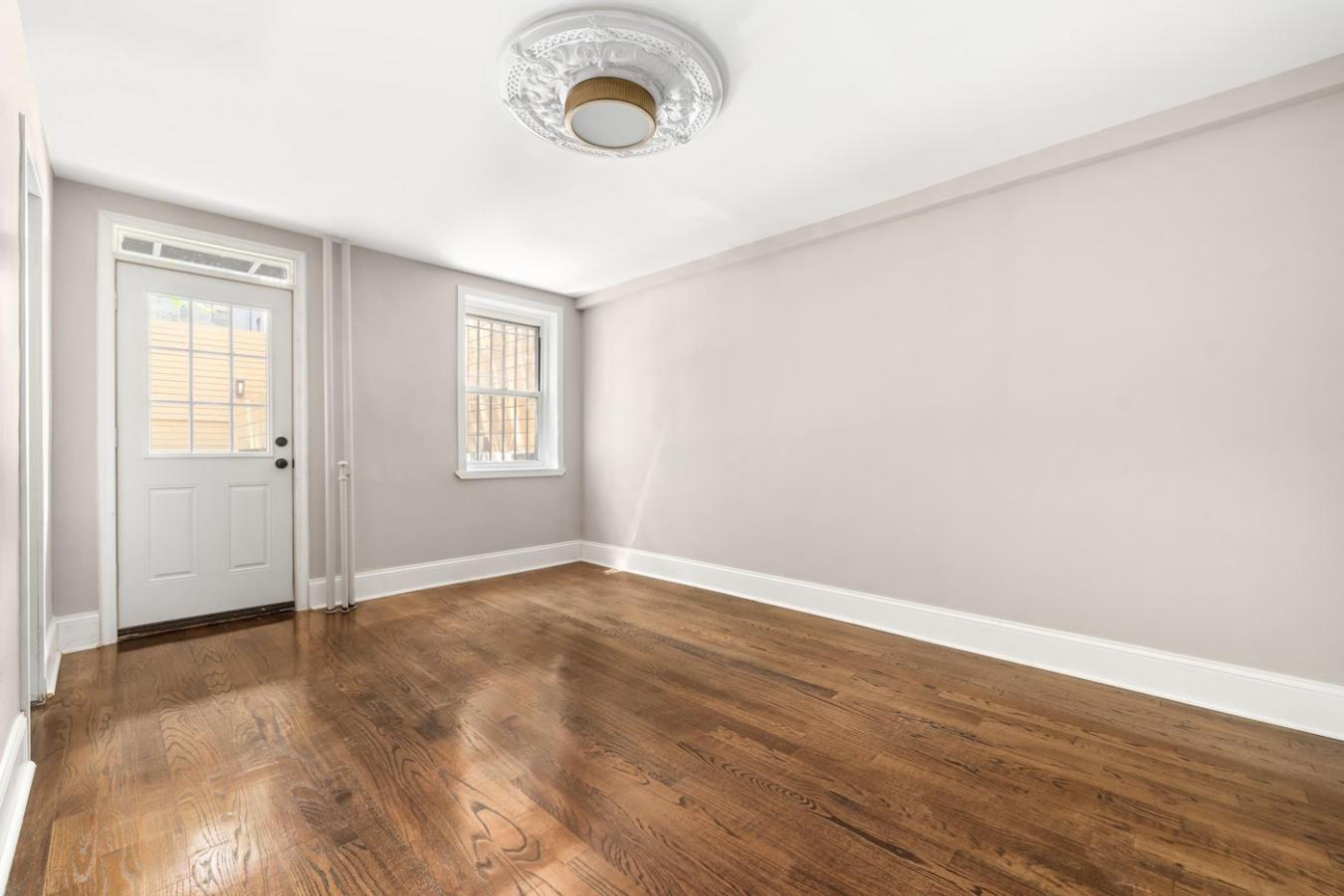 Williamsburg, North side, New York, 11211, United States, 4 Bedrooms Bedrooms, ,6 BathroomsBathrooms,Residential,For Sale,2049683