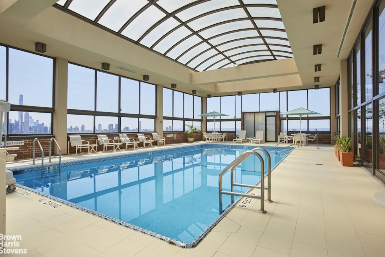 New York, New York, 10128, United States, 3 Bedrooms Bedrooms, ,2 BathroomsBathrooms,Residential,For Sale,2049678
