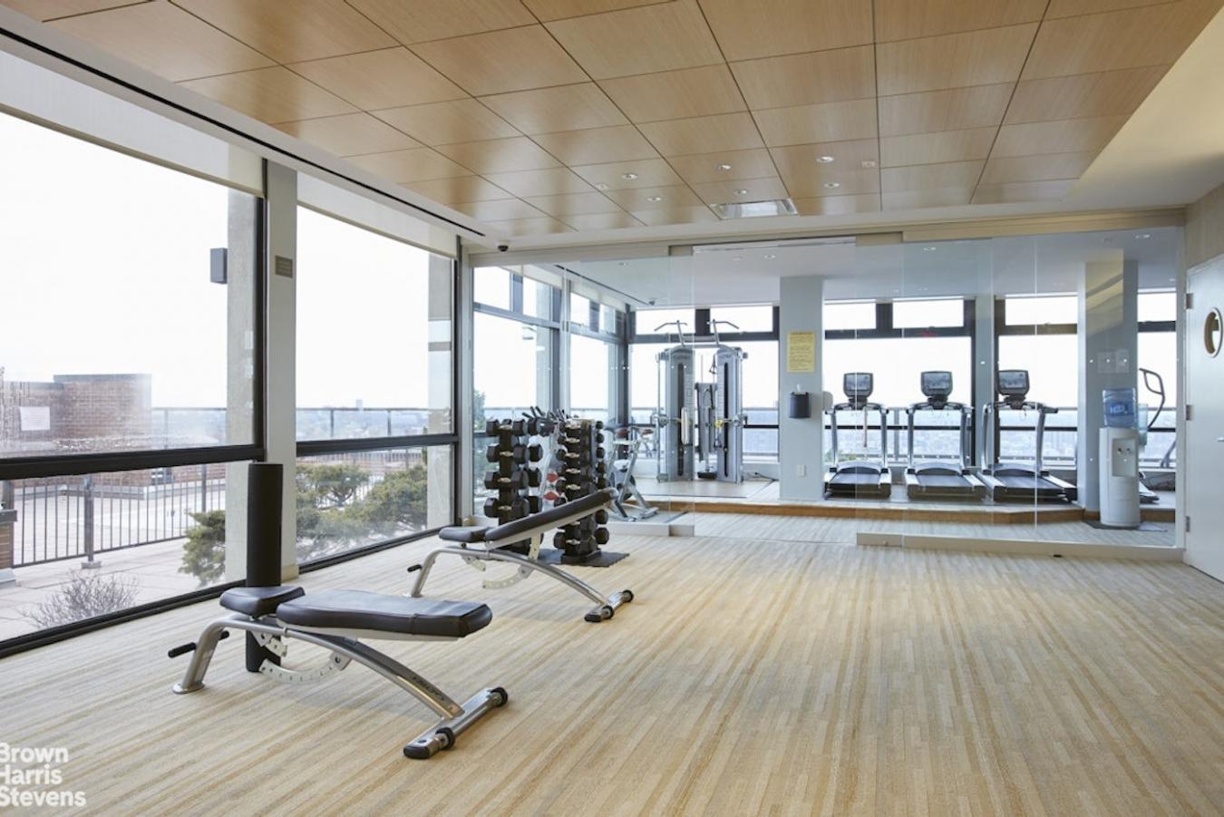 New York, New York, 10128, United States, 3 Bedrooms Bedrooms, ,2 BathroomsBathrooms,Residential,For Sale,2049678