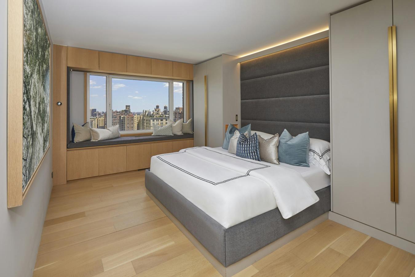 New York, New York, 10128, United States, 3 Bedrooms Bedrooms, ,2 BathroomsBathrooms,Residential,For Sale,2049678