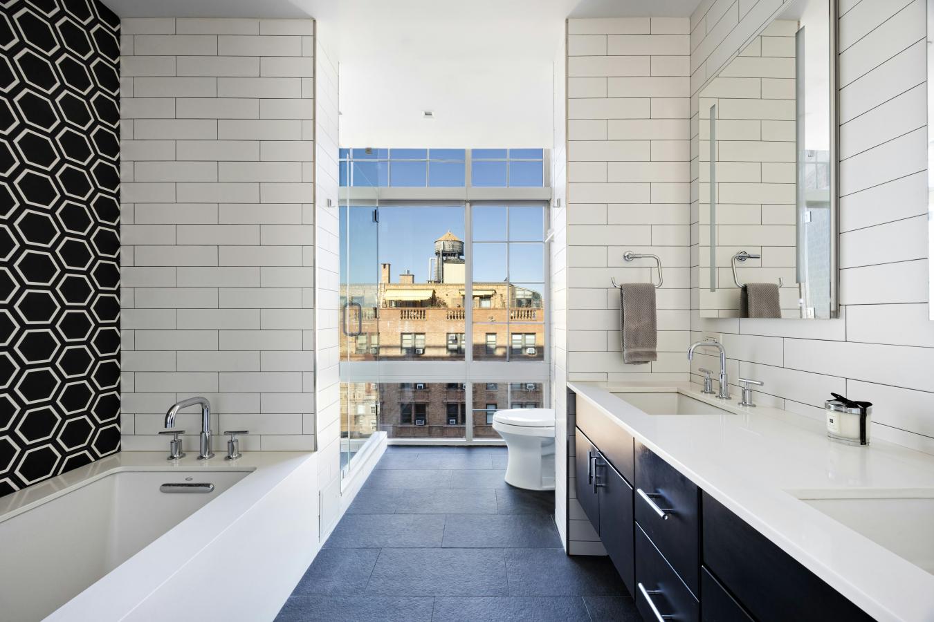 New York, New York, 10025, United States, 4 Bedrooms Bedrooms, ,3 BathroomsBathrooms,Residential,For Sale,2049677