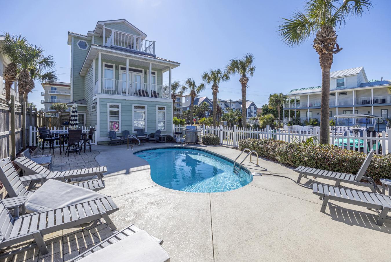 Destin, Florida, 32541, United States, 6 Bedrooms Bedrooms, ,5 BathroomsBathrooms,Residential,For Sale,2049671