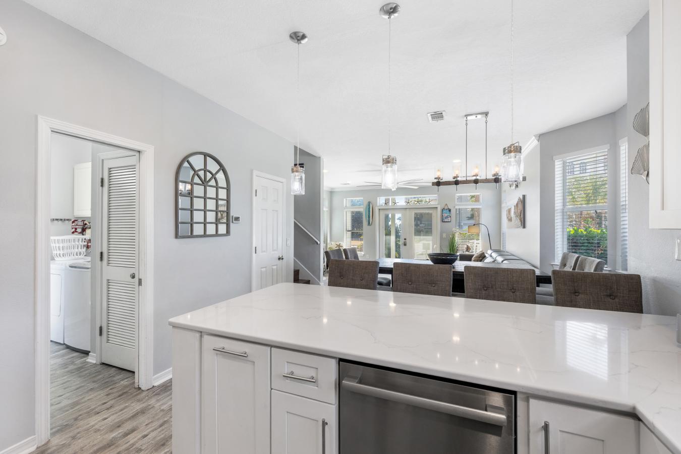Destin, Florida, 32541, United States, 6 Bedrooms Bedrooms, ,5 BathroomsBathrooms,Residential,For Sale,2049671