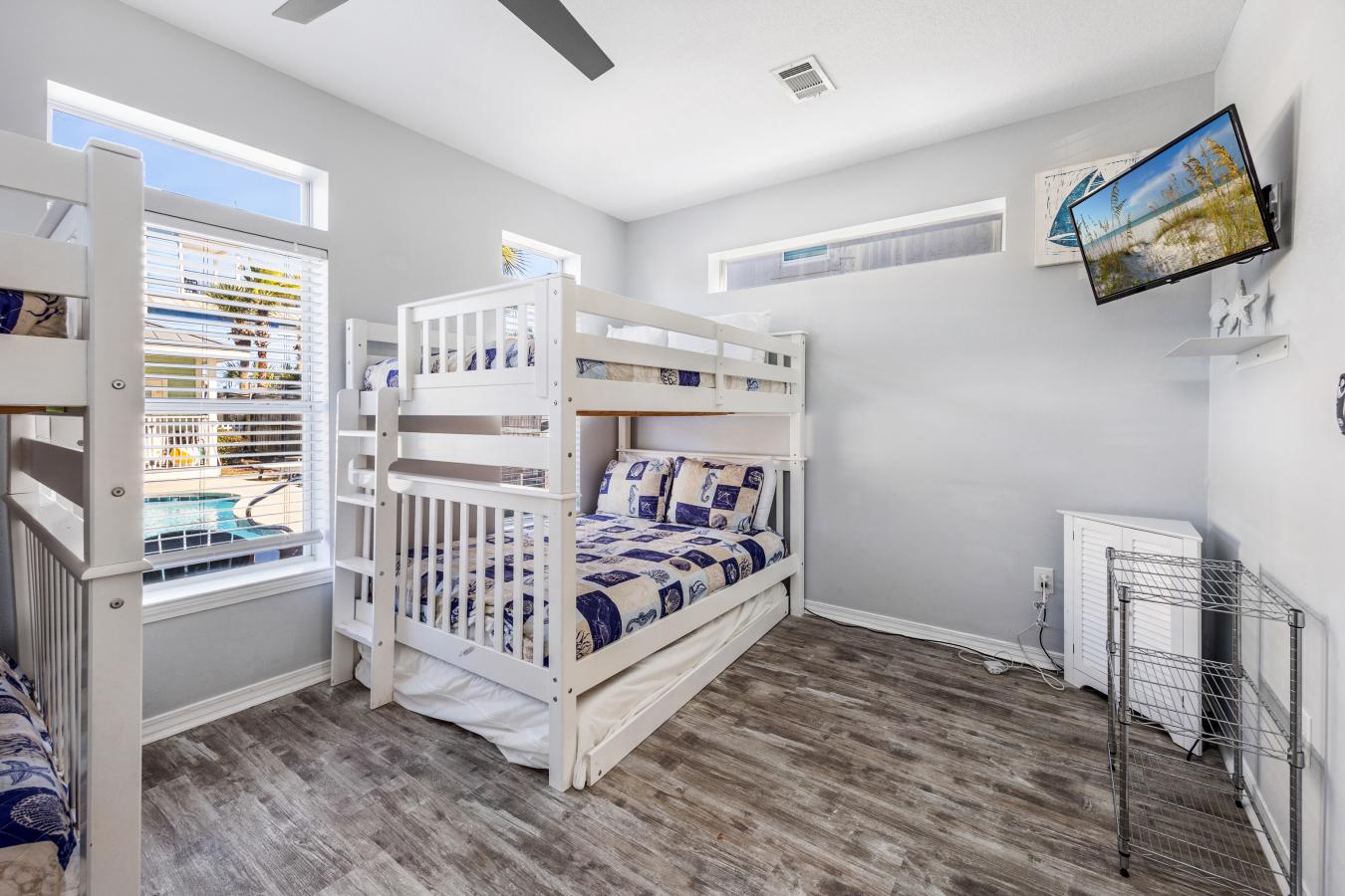 Destin, Florida, 32541, United States, 6 Bedrooms Bedrooms, ,5 BathroomsBathrooms,Residential,For Sale,2049671
