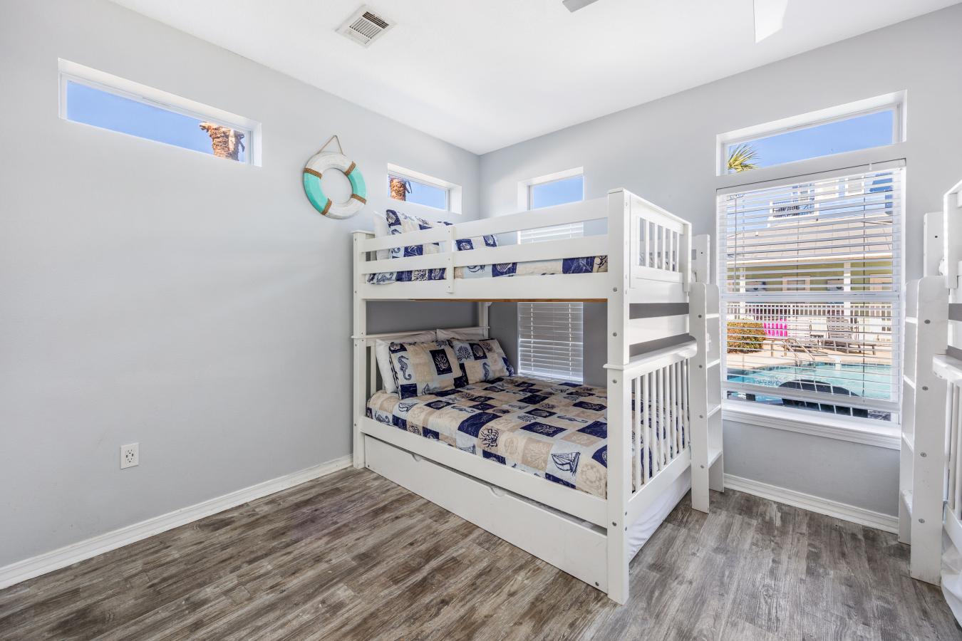 Destin, Florida, 32541, United States, 6 Bedrooms Bedrooms, ,5 BathroomsBathrooms,Residential,For Sale,2049671