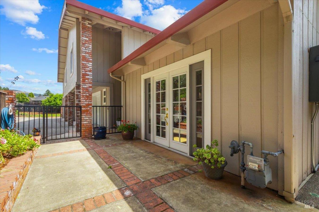 Santa Rosa, Sonoma, 95404, United States, 3 Bedrooms Bedrooms, ,3 BathroomsBathrooms,Residential,For Sale,2049668