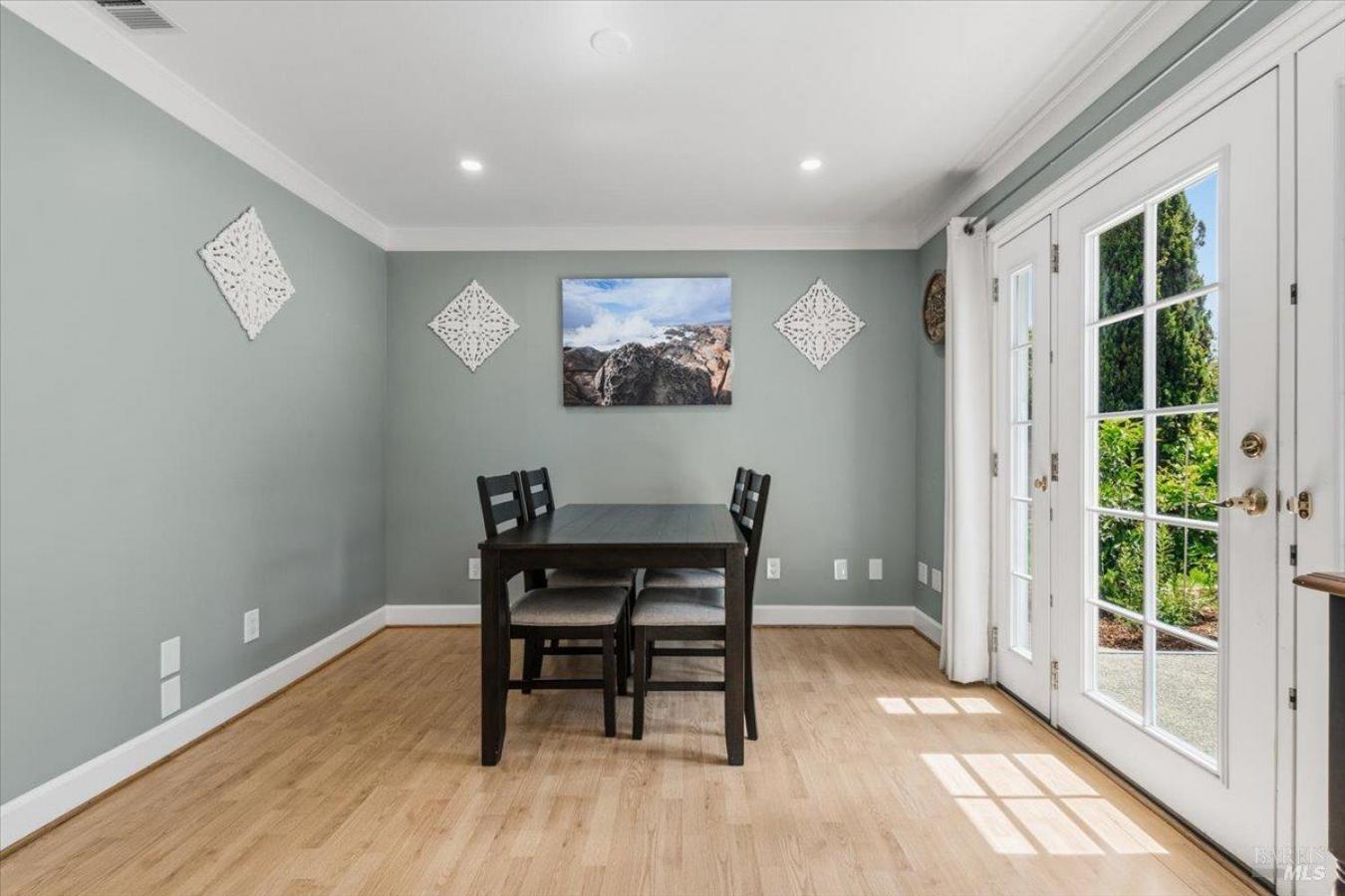 Santa Rosa, Sonoma, 95404, United States, 3 Bedrooms Bedrooms, ,3 BathroomsBathrooms,Residential,For Sale,2049668