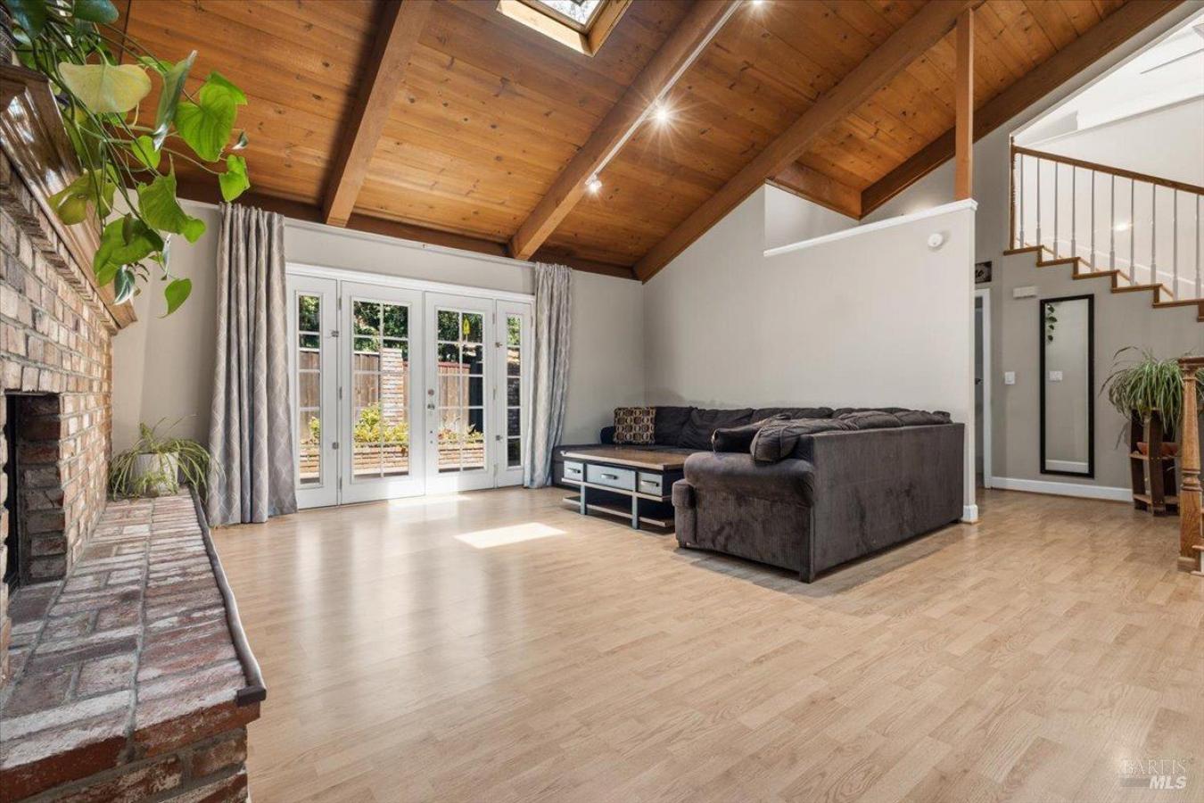 Santa Rosa, Sonoma, 95404, United States, 3 Bedrooms Bedrooms, ,3 BathroomsBathrooms,Residential,For Sale,2049668