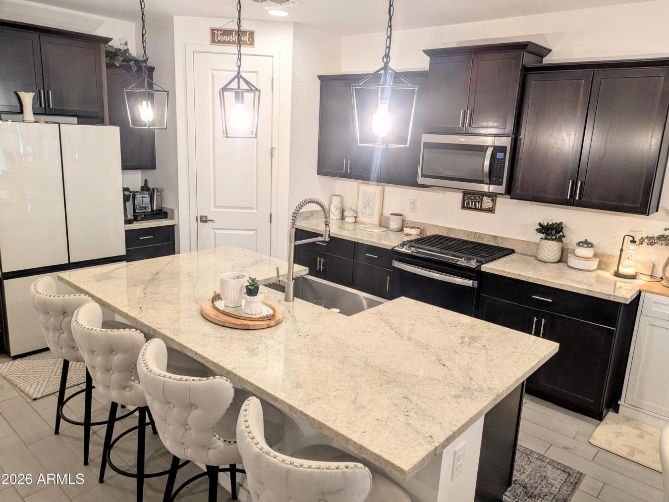 Single Story-Split Floorplan-Ensuite-3 full Bathrooms- Flex Room-Open – image 10