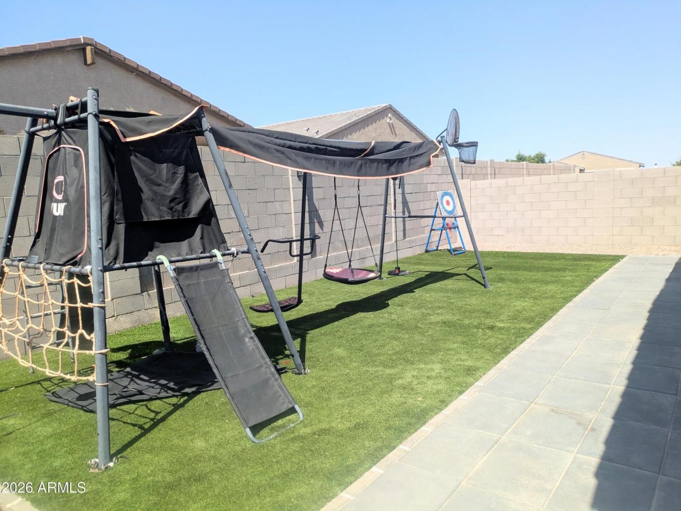 Single Story-Split Floorplan-Ensuite-3 full Bathrooms- Flex Room-Open – image 2