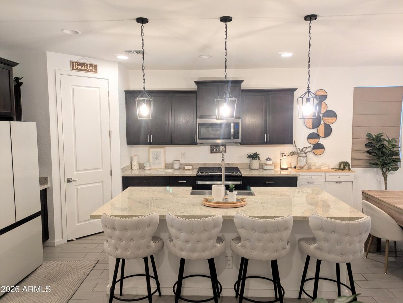Single Story-Split Floorplan-Ensuite-3 full Bathrooms- Flex Room-Open – image 3