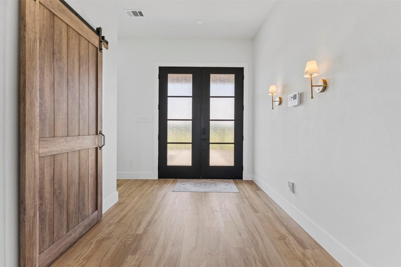 Ennis, Ellis, 75119, United States, 4 Bedrooms Bedrooms, ,3 BathroomsBathrooms,Residential,For Sale,2049664