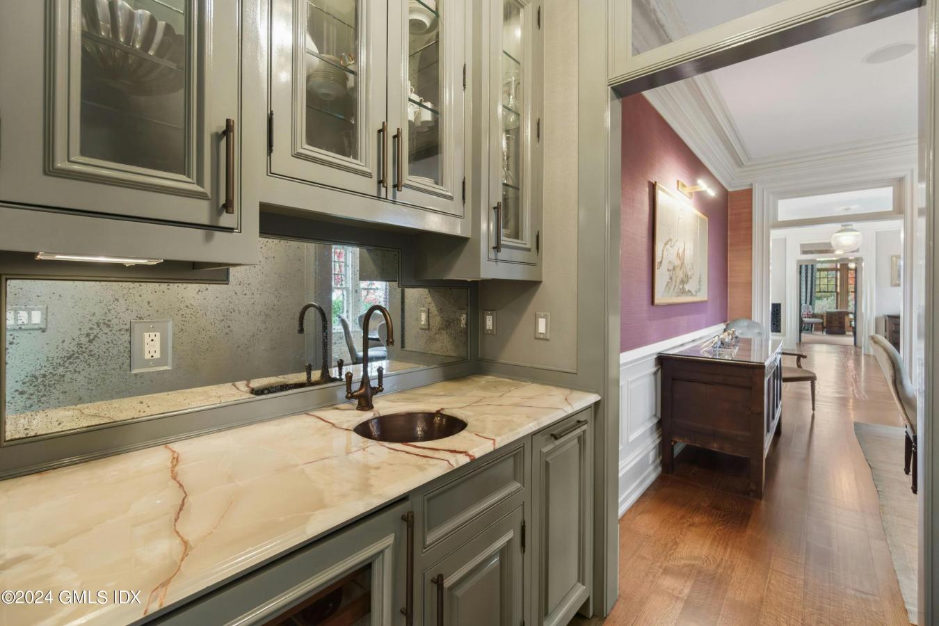 Riverside, Connecticut, 06878, United States, 4 Bedrooms Bedrooms, ,5 BathroomsBathrooms,Residential,For Sale,2049663