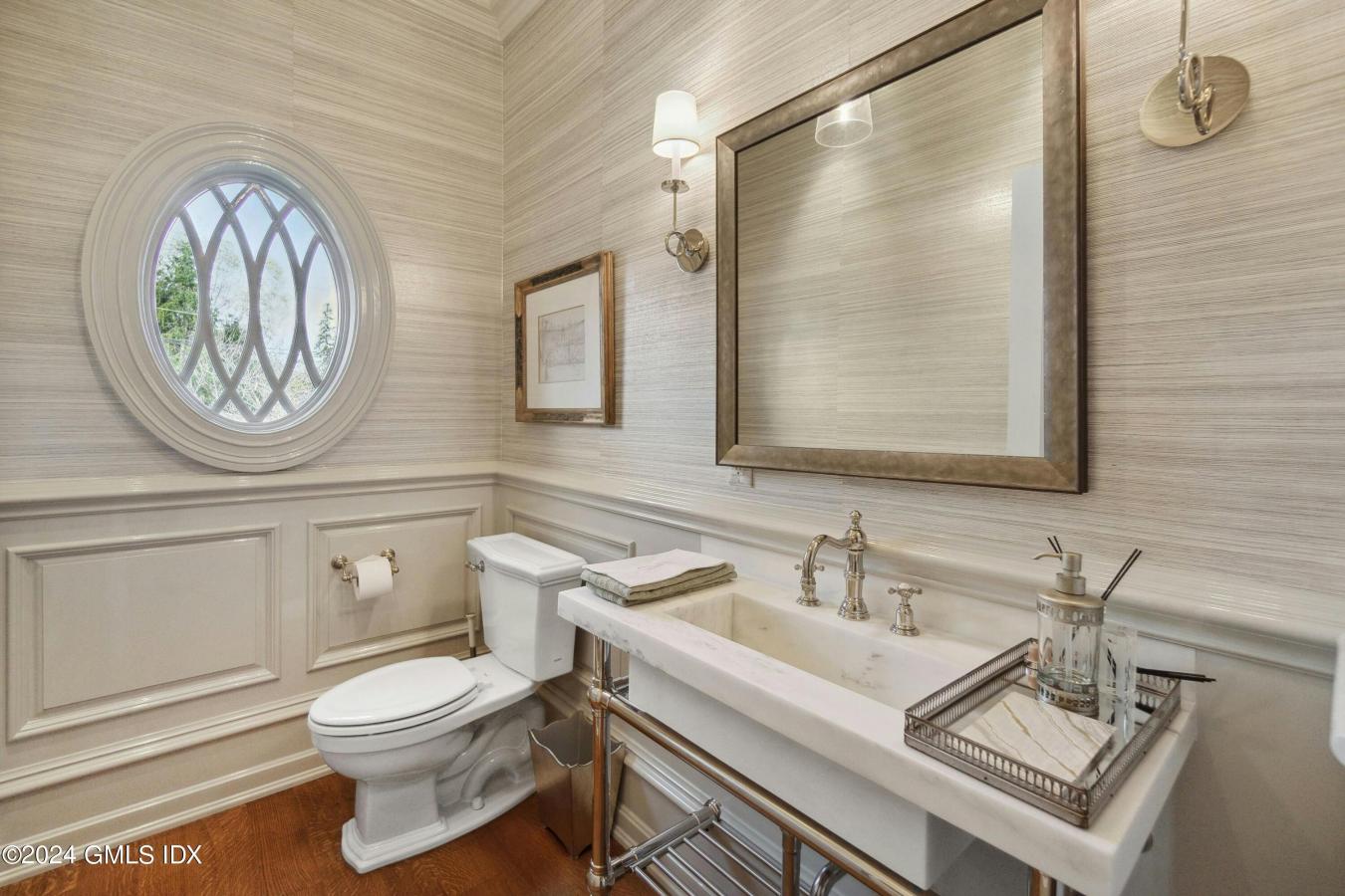 Riverside, Connecticut, 06878, United States, 4 Bedrooms Bedrooms, ,5 BathroomsBathrooms,Residential,For Sale,2049663