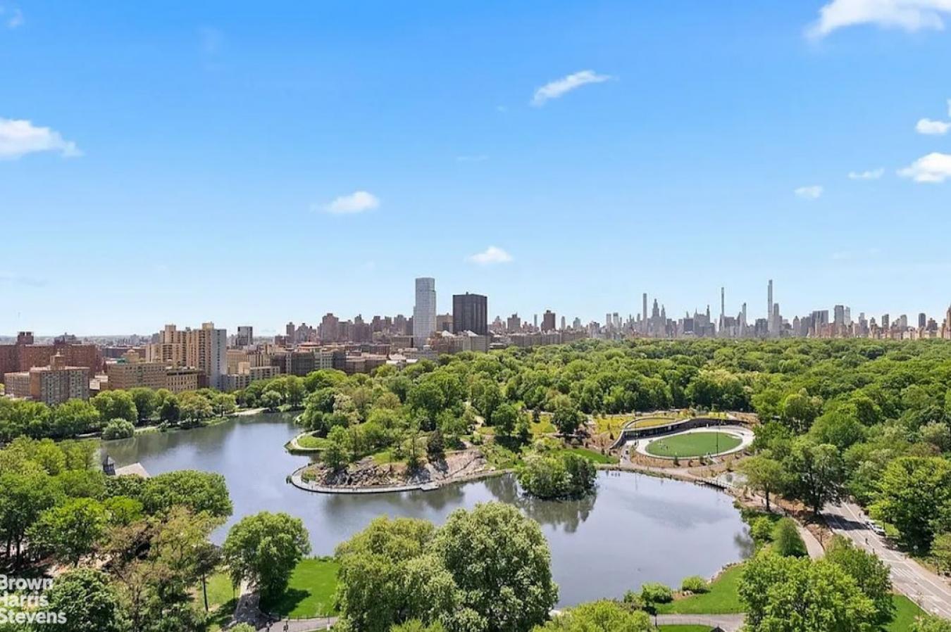Central Harlem, New York, 10026, United States, 4 Bedrooms Bedrooms, ,3 BathroomsBathrooms,Residential,For Sale,2049662