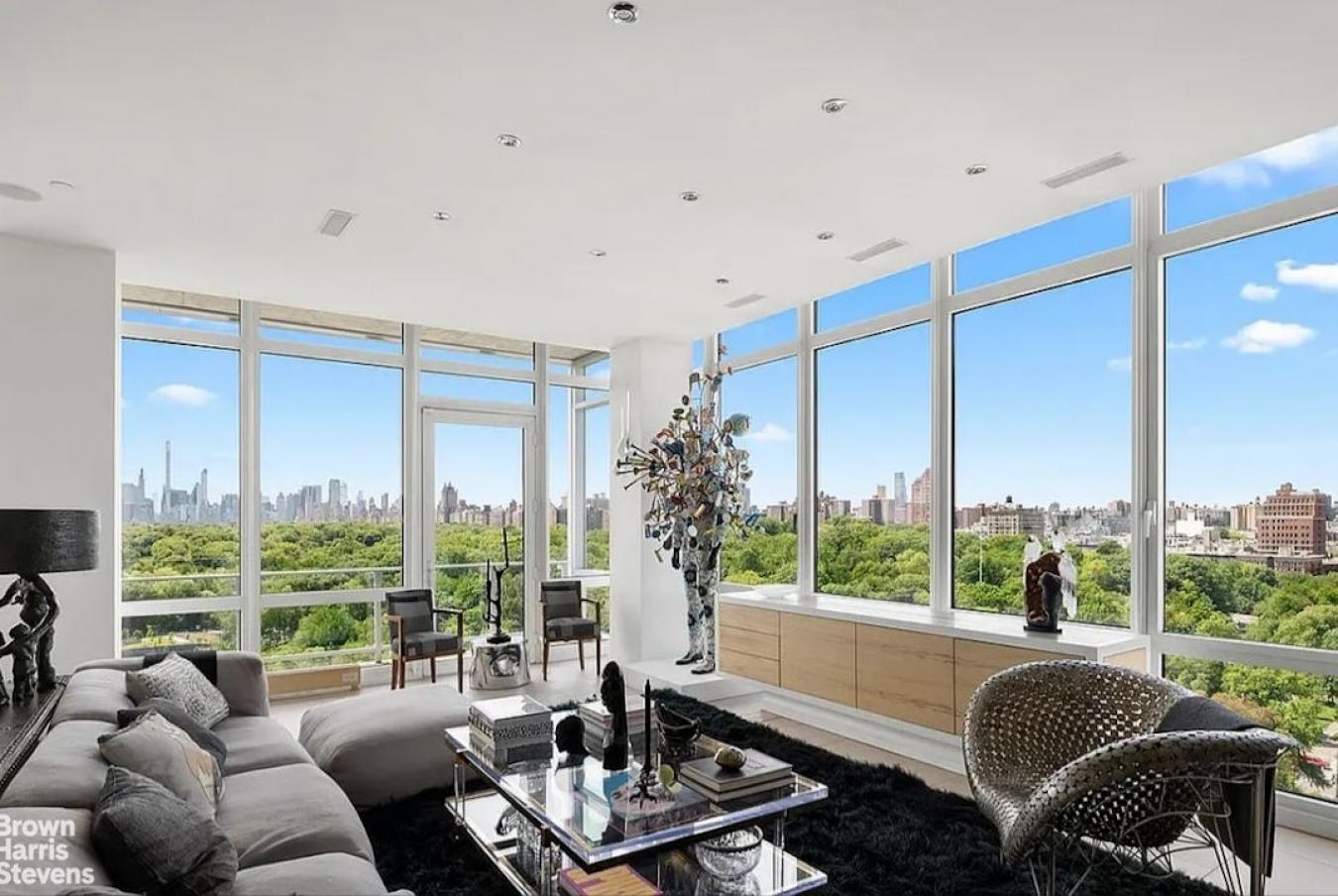 Central Harlem, New York, 10026, United States, 4 Bedrooms Bedrooms, ,3 BathroomsBathrooms,Residential,For Sale,2049662