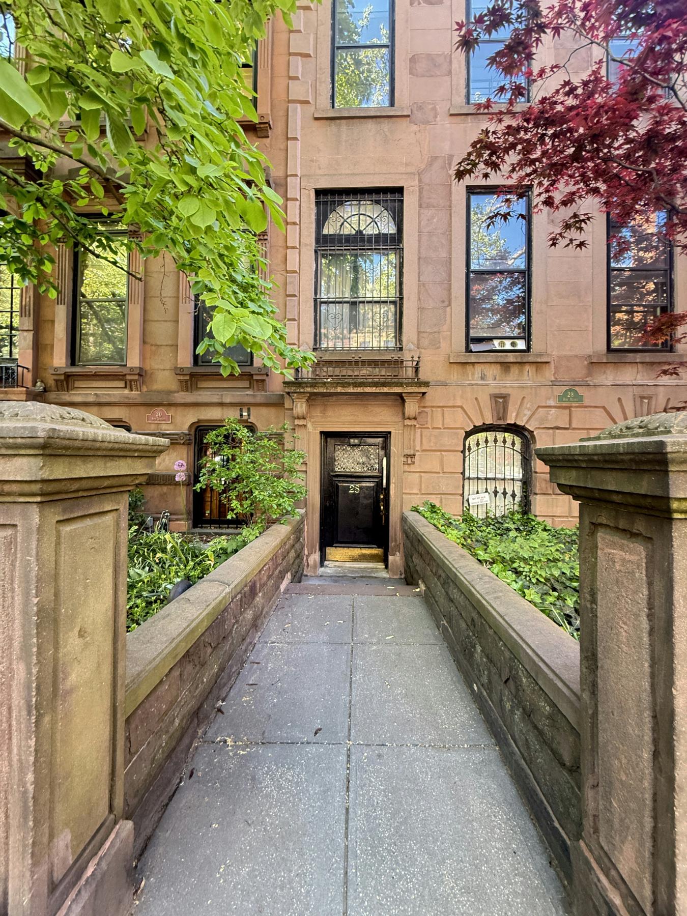 Park Slope, New York, 11217, United States, 9 Bedrooms Bedrooms, ,6 BathroomsBathrooms,Residential,For Sale,2049661