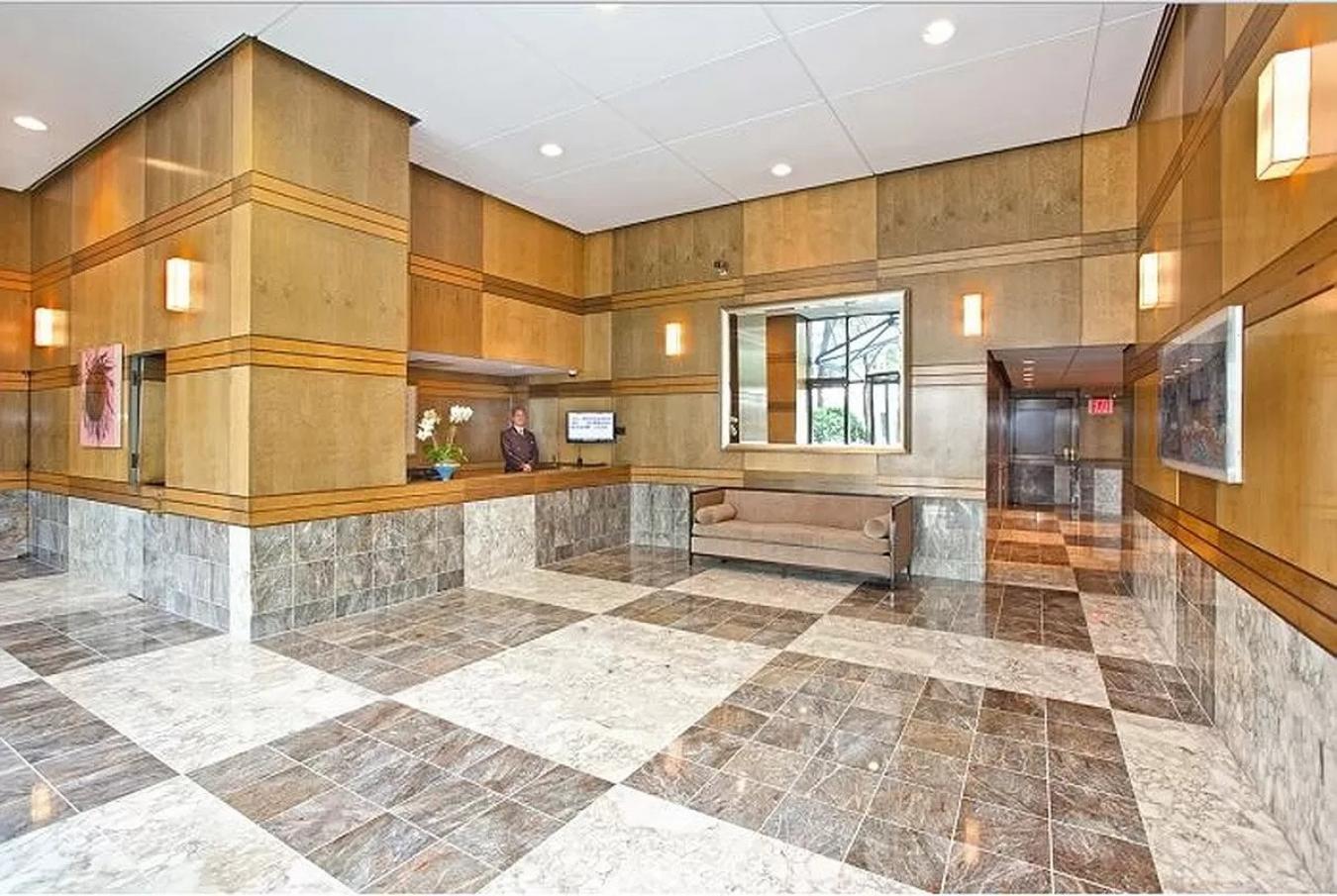 New York, New York, 10028, United States, 5 Bedrooms Bedrooms, ,4 BathroomsBathrooms,Residential,For Sale,2049657